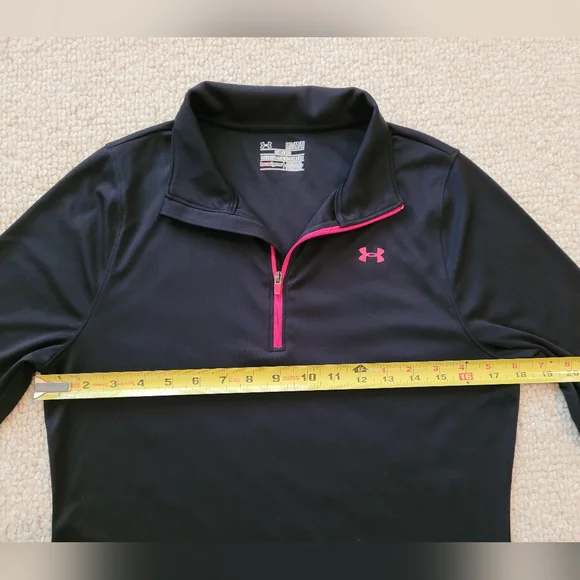 Under Armour Womens 1/4 Zip Semi-Fitted Longsleeve Size:M Black/Pink Heatgear. - Picture 3 of 8